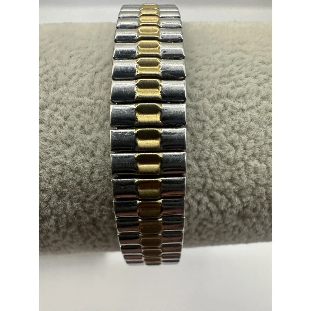 Timex Womens T2M828 New Battery Essex Avenue 25MM 6.5